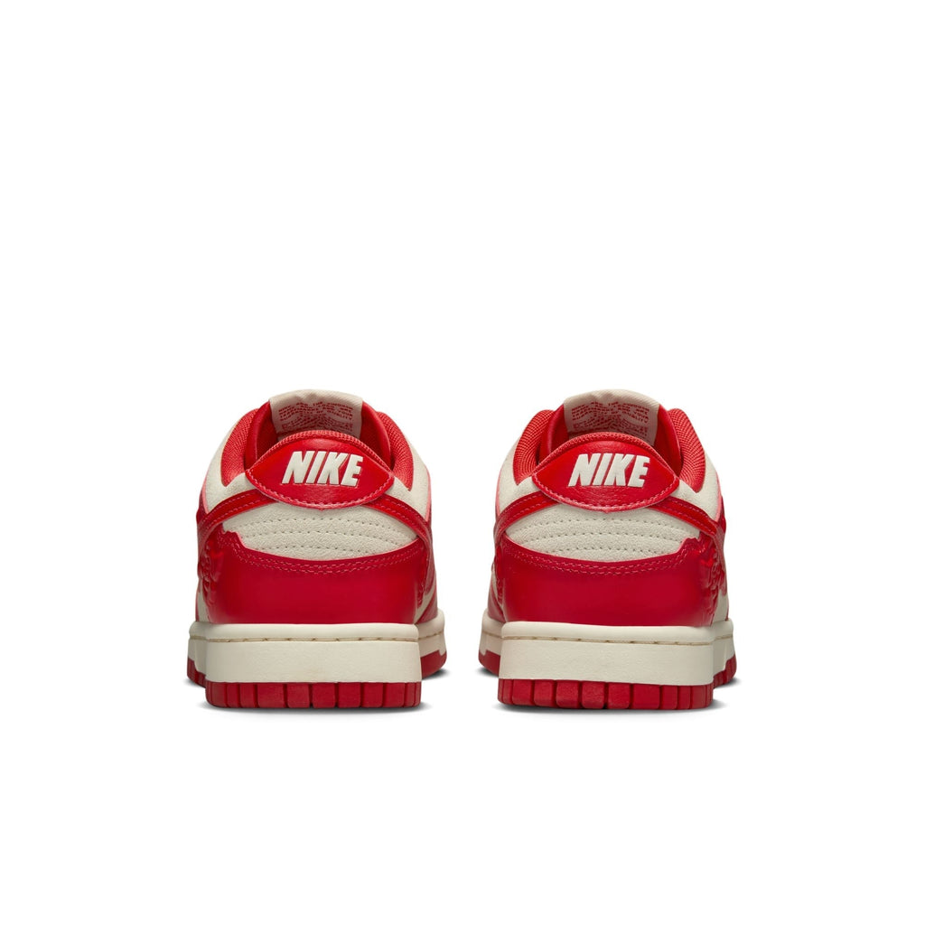 W Nike Dunk Low “Red Roses” - HF1986-100